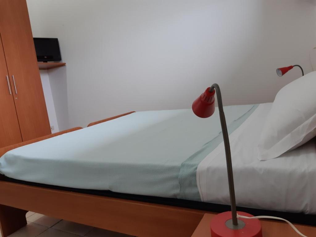 La Cordata Accommodation - Brodolini 24 ชินิเซลโลบาลซาโม ภายนอก รูปภาพ