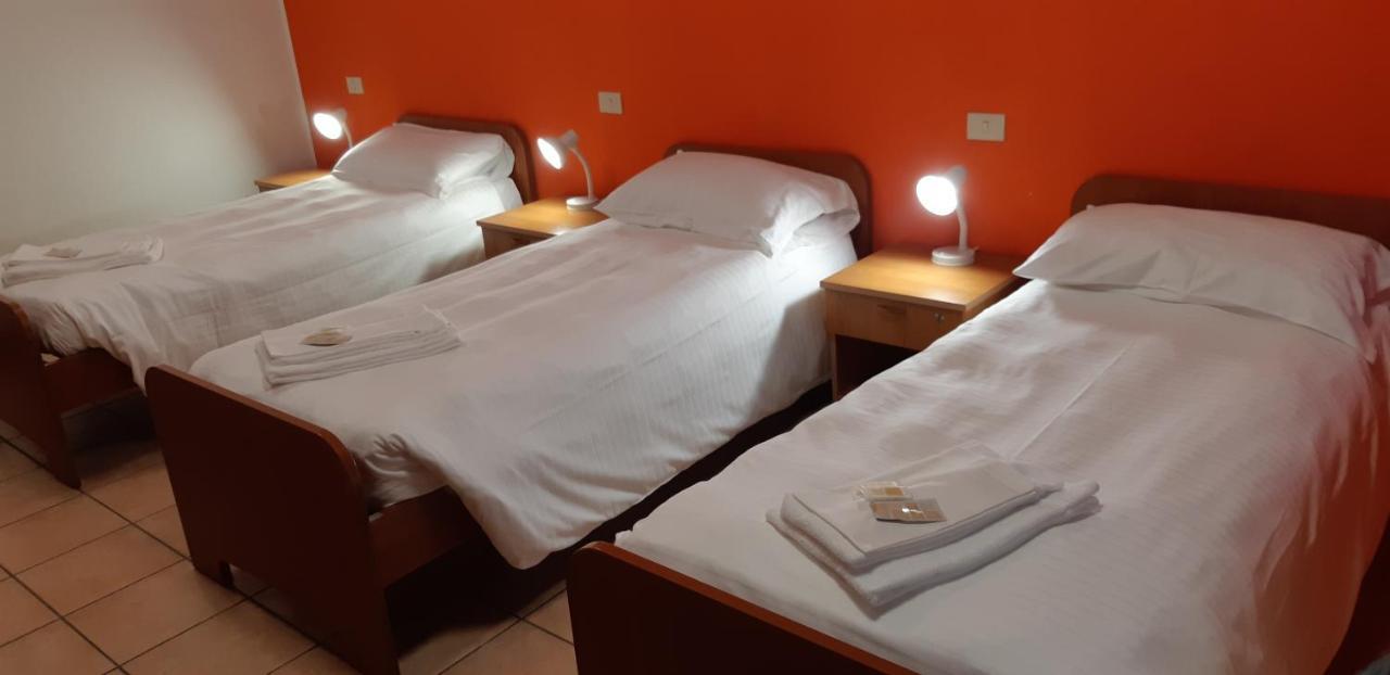La Cordata Accommodation - Brodolini 24 ชินิเซลโลบาลซาโม ภายนอก รูปภาพ